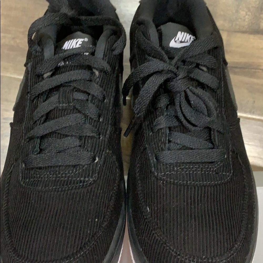 NIKE AIR FORCE 1 LV8 STYLE (GS) black/black-white - Picture 8 of 16